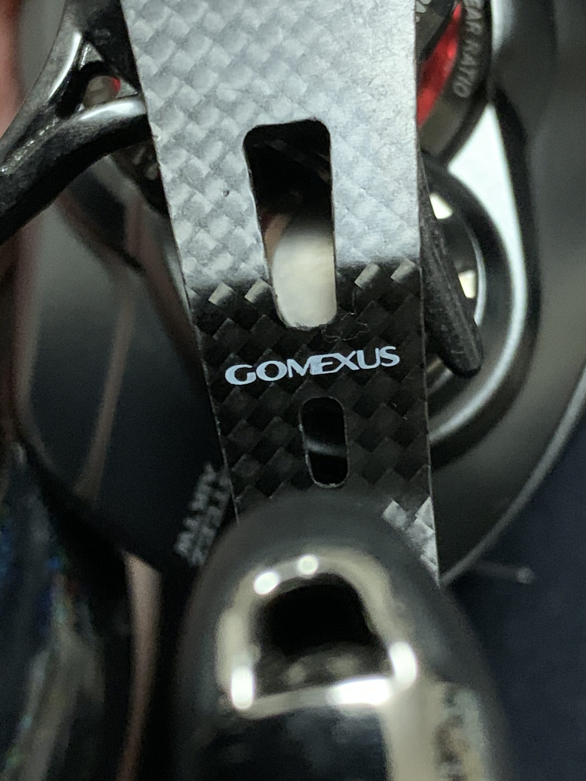 ダイワ』スティーズAIR TWのハンドルをカーボンオフセットハンドルに